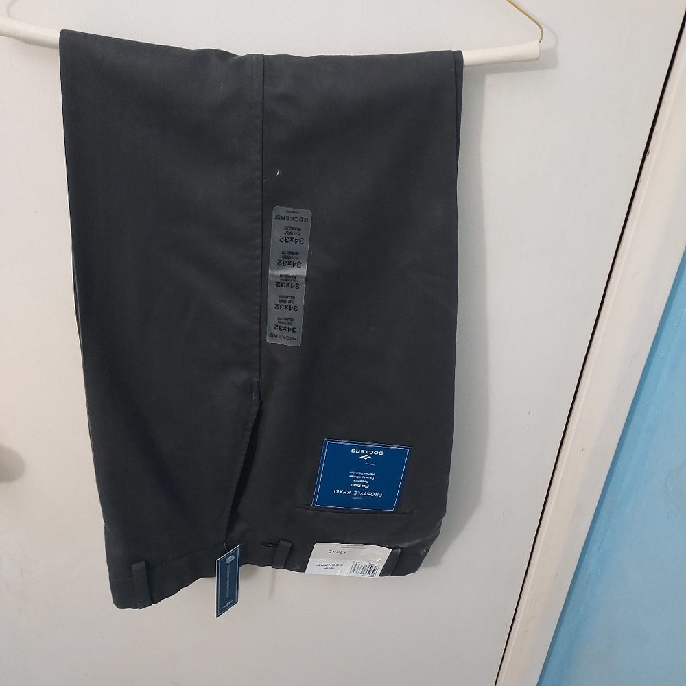 Dockers Prostyle Dark Gray Khakis, 34x32, NWT